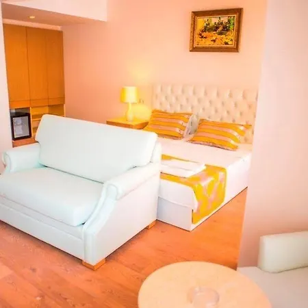 Hotel Ladonia Del Mare 3*